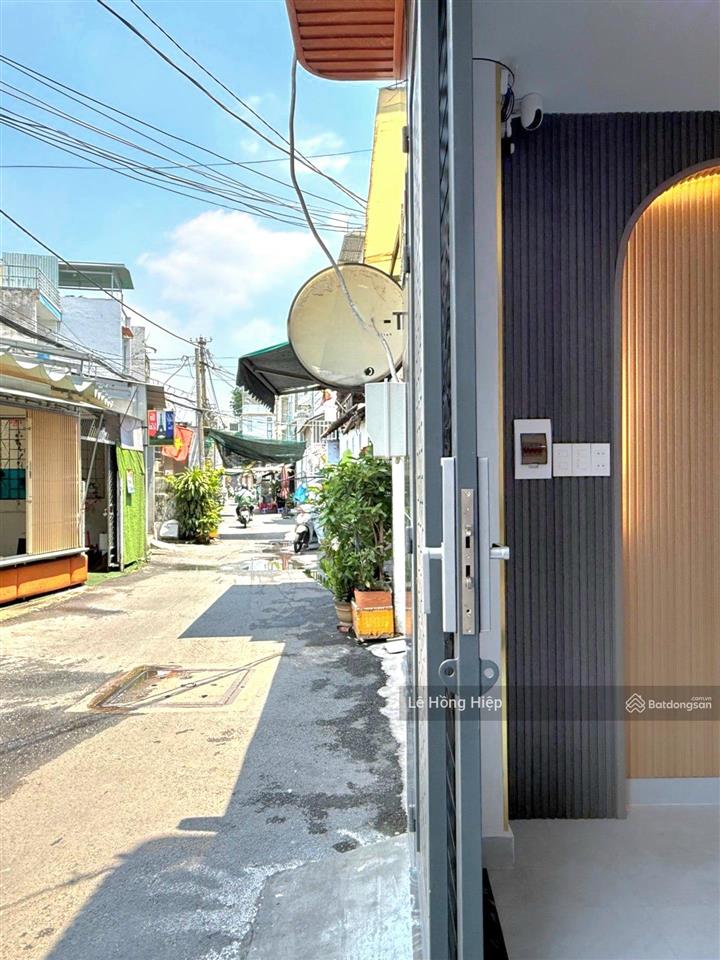 Ngay chợ gò vấp gần đh công nghiệp, bv 175 nguyễn thái sơn  phạm ngũ lão. chỉ 4,9 tỷ
