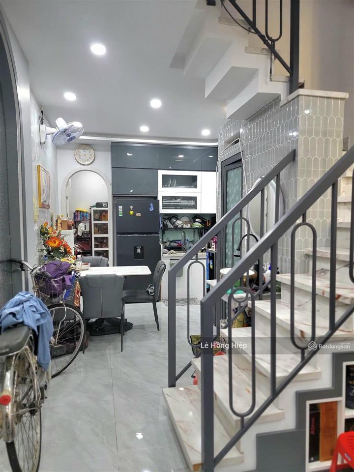 Nhà mới đẹp ngay ngã 5 gò vấp chỉ 5,5 tỷ