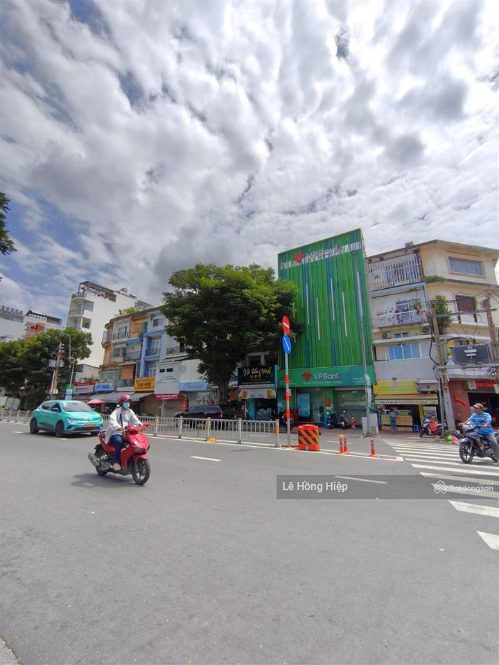 Bán chung cư quận 3  38m  mặt tiền lê văn sỹ  đối diện chợ nguyễn văn trỗi  giá 2,6 tỷ