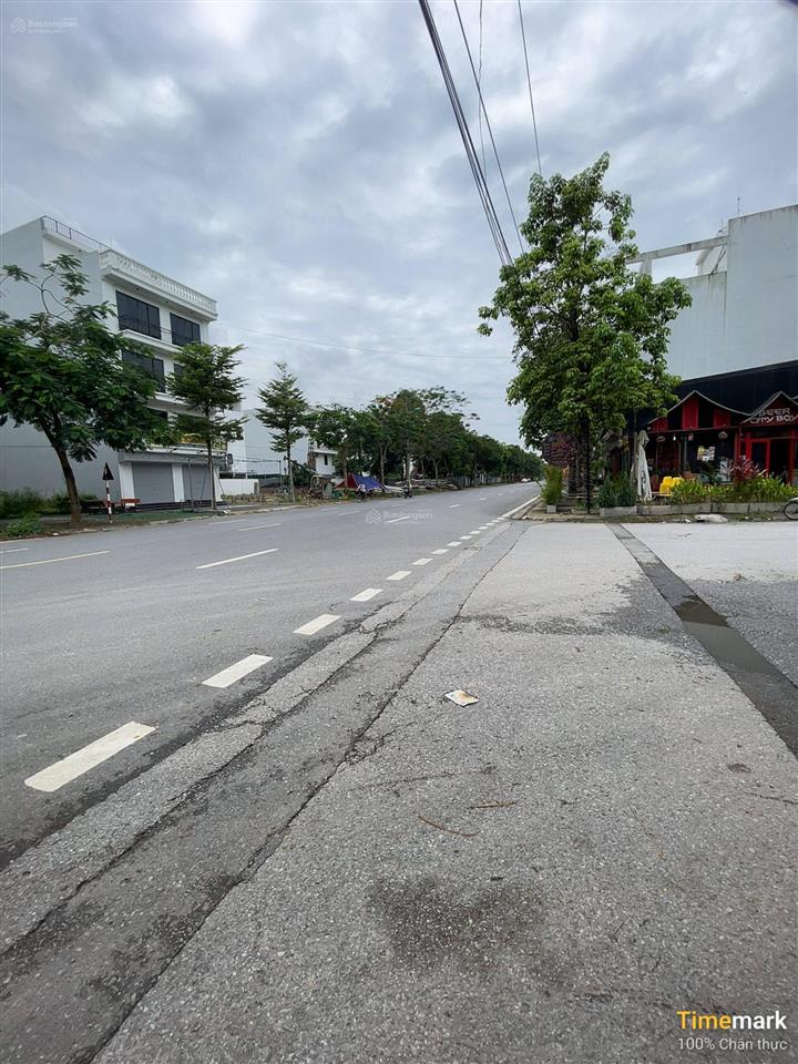 Bán nhà cấp 4 ở ngay full thổ cư  56m²  đường thông ô tô ấp tre quang minh hn  3,4tỷ