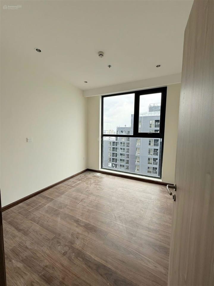 Bán nhanh căn hộ sân vườn view sông thoáng mát giá tốt nhất dự án