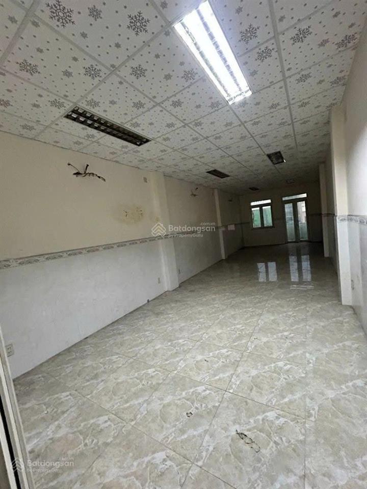 Mặt tiền kinh doanh ngay chợ bình tây hậu giang  quận 6, dt 4.2*25m, 35 tỷ