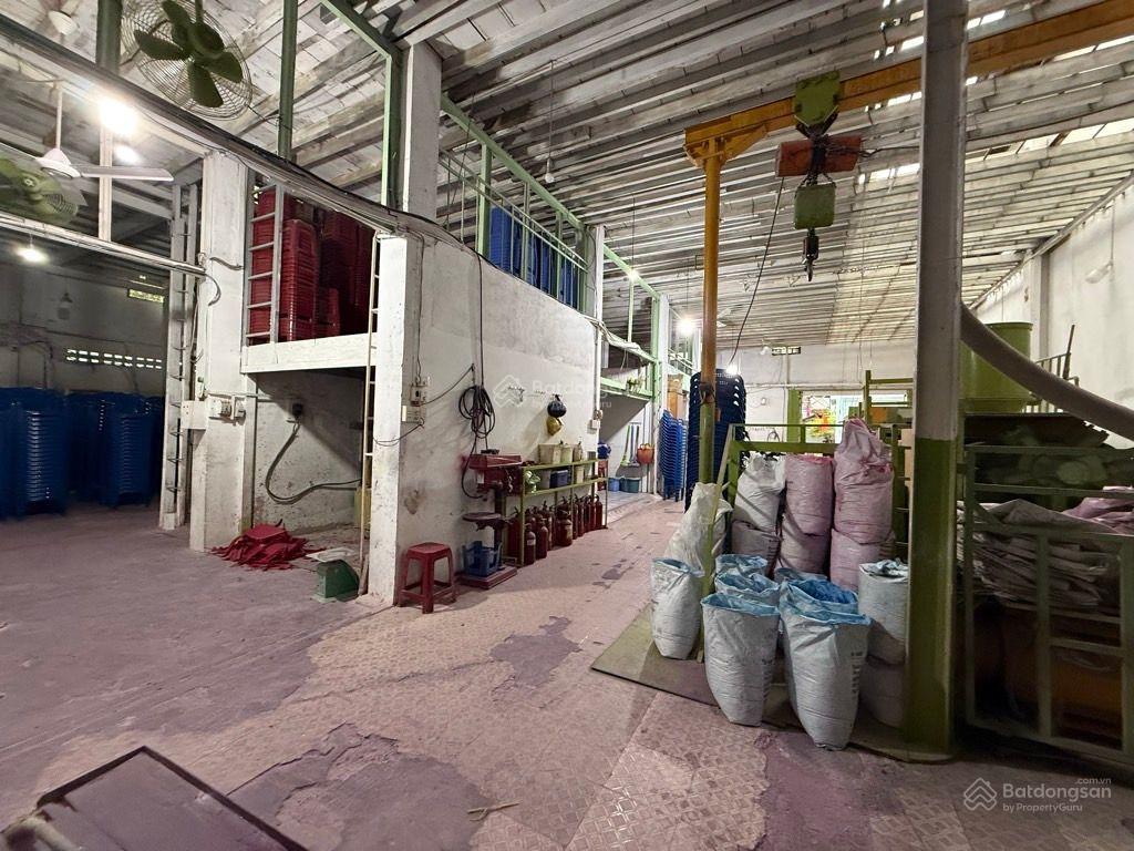 Kho xưởng  kế bệnh viện quận 11  thái phiên dt 309m2  ngang 16m 35 tỷ