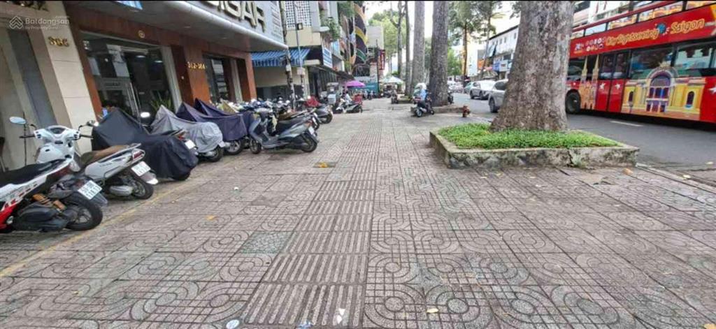 Trung tâm quận 3  mặt tiền nguyễn thị minh khai dt 4*23m (92m2) 39 tỷ 9
