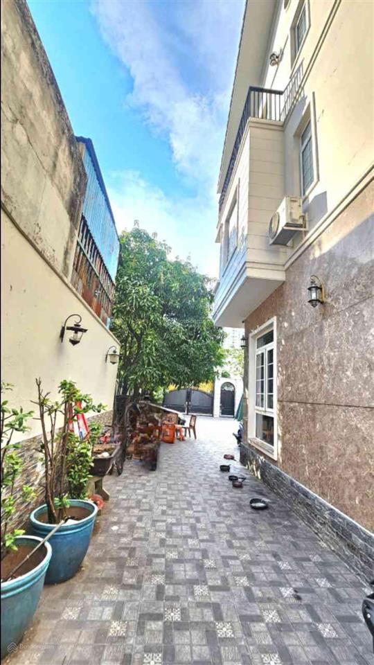 Biệt thự mặt tiền lò gốm  quận 6  dt 726 m2 full thổ  95 tỷ