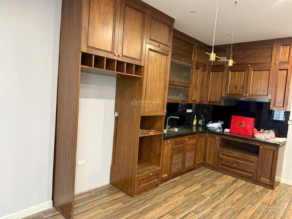 Bán nhà pl phố nguyễn chí thanh, đống đa, hn. giá 18tỷ( tl)