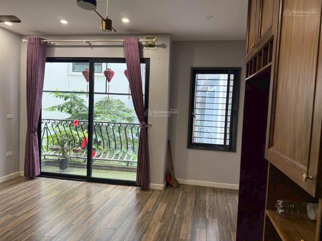 Bán nhà pl phố nguyễn chí thanh, đống đa, hn. giá 18tỷ( tl)