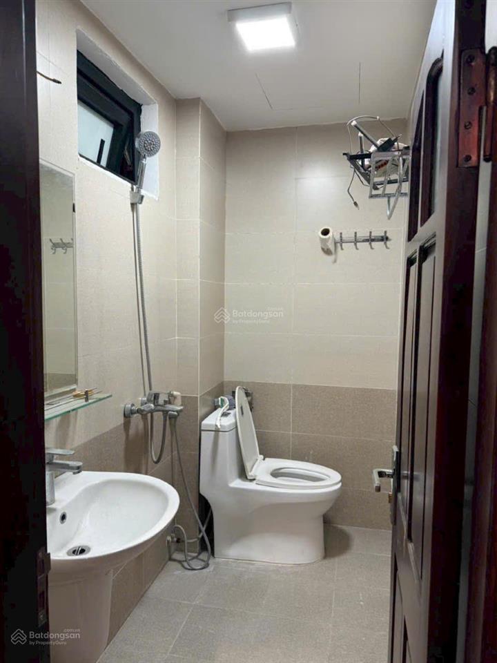 Cho nhà riêng tại phố linh lang  phan kế bính, ba đình, hà nội.