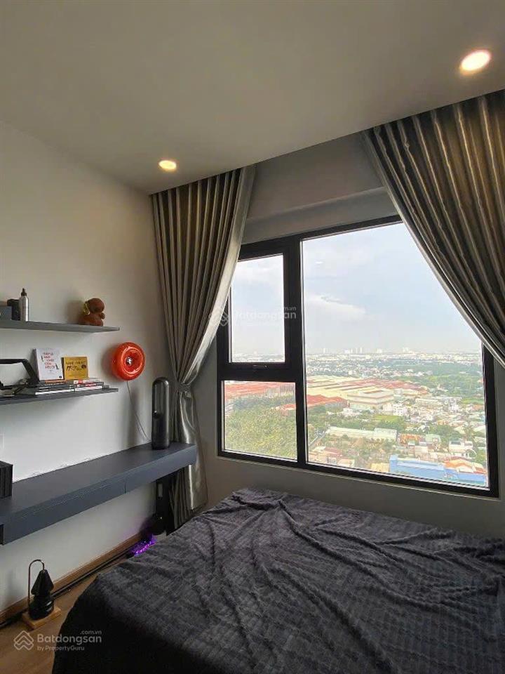 Chính chủ bán nhanh căn hộ sổ sẵn the rivana căn góc 2pn, 2wc, 74m2.  0929 442 ***
