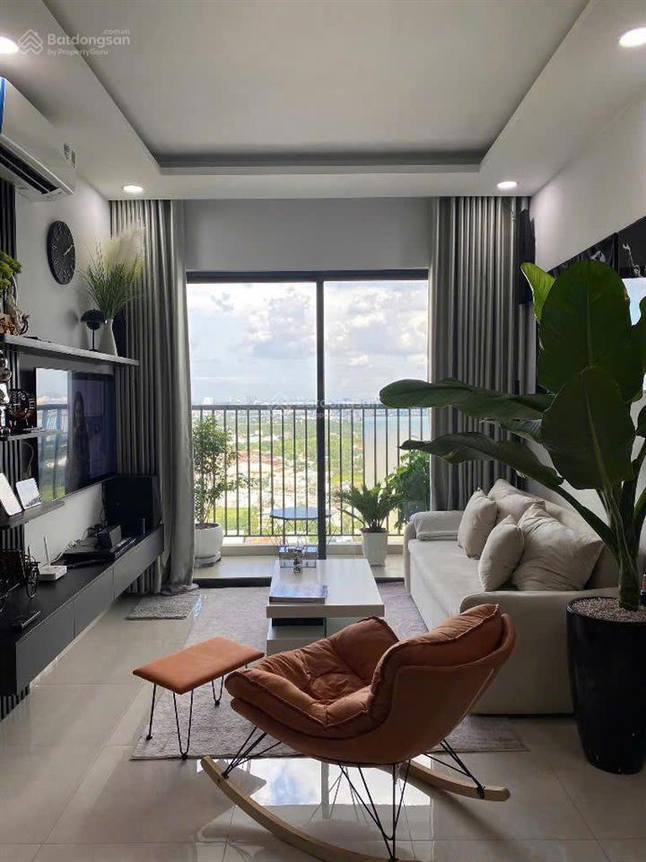 Chính chủ bán nhanh căn hộ sổ sẵn the rivana căn góc 2pn, 2wc, 74m2.  0929 442 ***