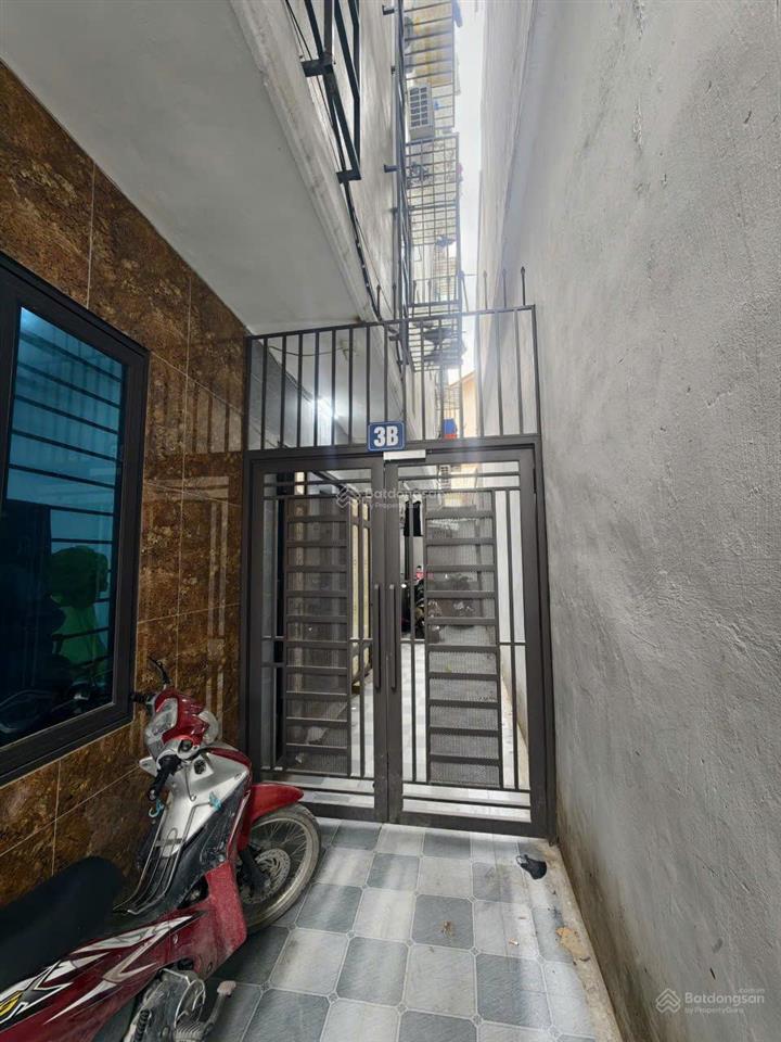 Bán tòa nhà 6 tầng 10 phòng ngủ khép kín, diện tích 41m2, giá siêu rẻ.
