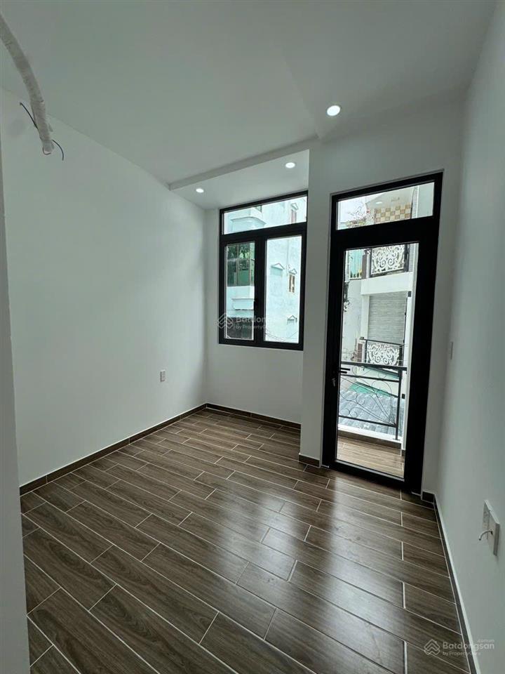 Nhà mới xây hẻm ba gác cách hẻm xe tải 16mét chỉ vài bước chân vị trí khu vực trung tâm hẻm vip 13