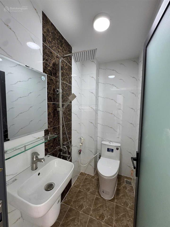 Nhà mới xây hẻm ba gác cách hẻm xe tải 16mét chỉ vài bước chân vị trí khu vực trung tâm hẻm vip 13