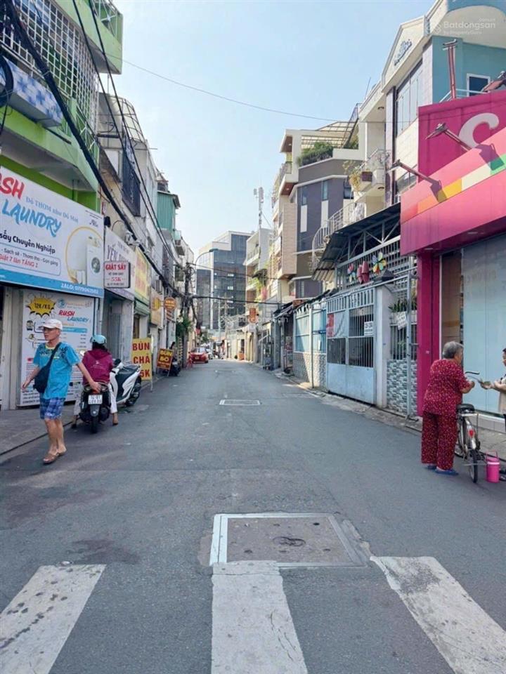 9,9 tỷ hàng thơm  3 tầng mặt tiền lê quý đôn  thông nguyễn văn trỗi  huỳnh văn bánh  kinh doanh