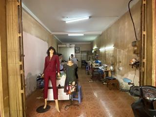 Quận 5  nhà nợ xấu trả giá là chốt  dt=7m*21m  lô góc 2 mặt tiền  hẻm 5m chốt sớm.