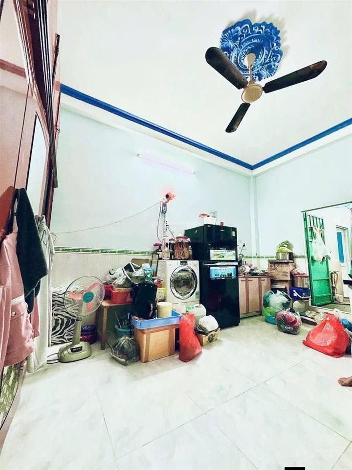 Nhà bán chính chủ thu nhập 30triệu 1 tháng gần ủy ban bình hưng, giá bán nhanh 9,8 tỷ