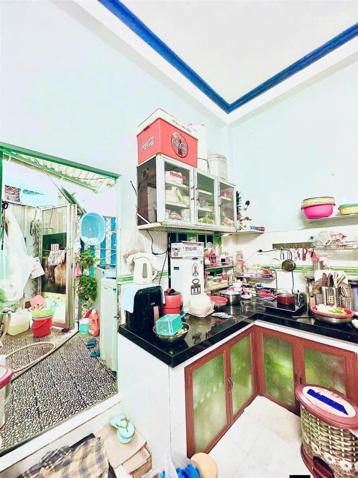Nhà bán chính chủ thu nhập 30triệu 1 tháng gần ủy ban bình hưng, giá bán nhanh 9,8 tỷ