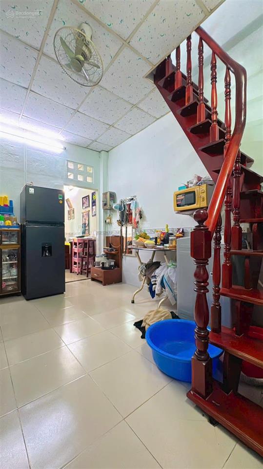 Vo văn kiet q1 30m chỉ hơn 4tỷ xíu