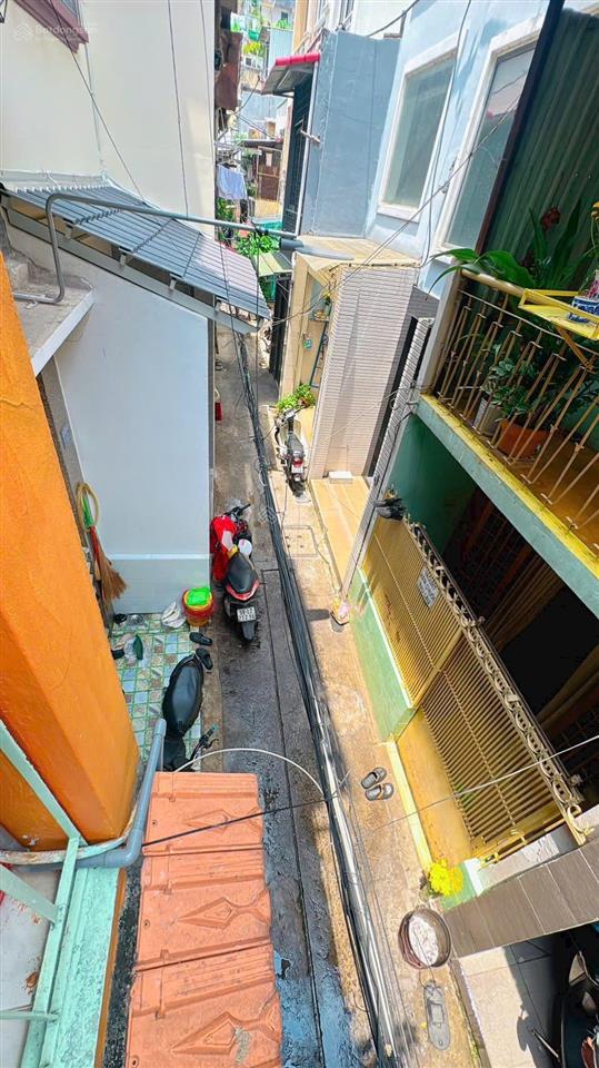 Vo văn kiet q1 30m chỉ hơn 4tỷ xíu