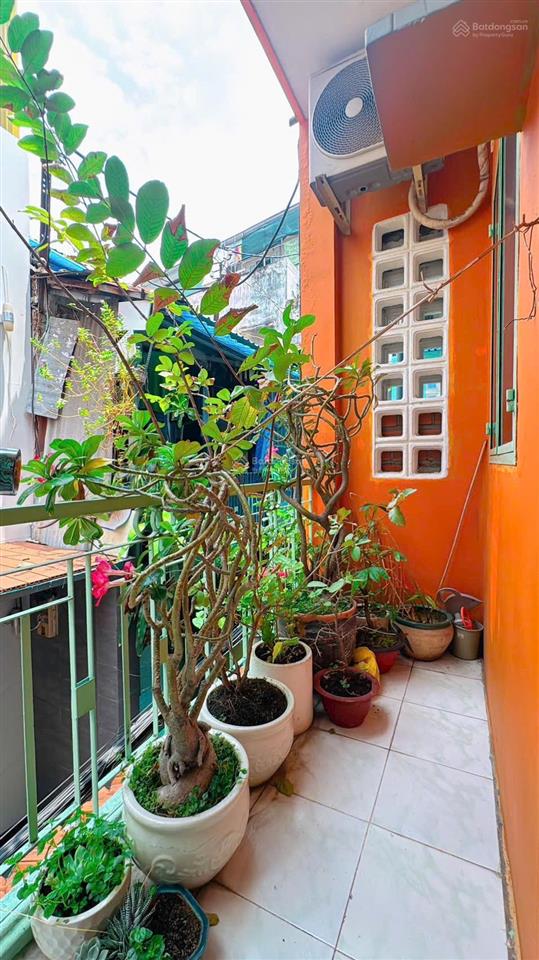 Vo văn kiet q1 30m chỉ hơn 4tỷ xíu