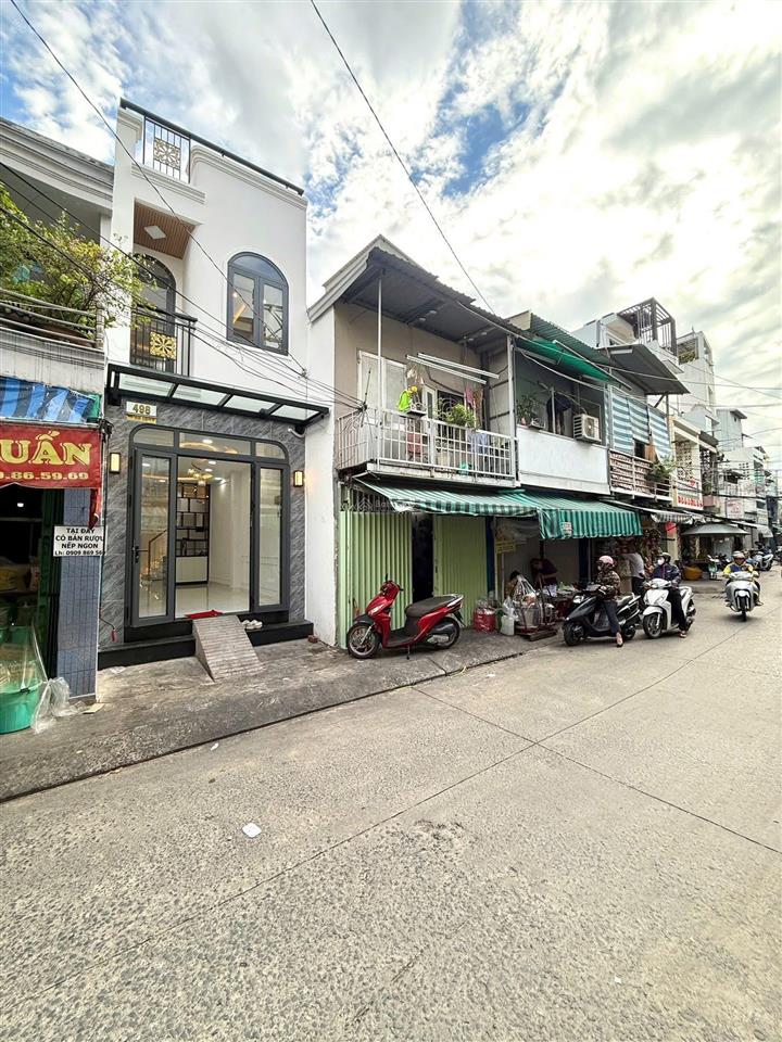 Q4 giảm ngay 1 tỷ 2 chỉ còn nhỉnh 9 tỷ