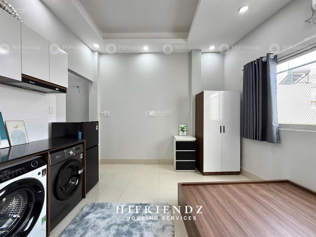 Phòng mới xây nội thất mới như hình quận 11