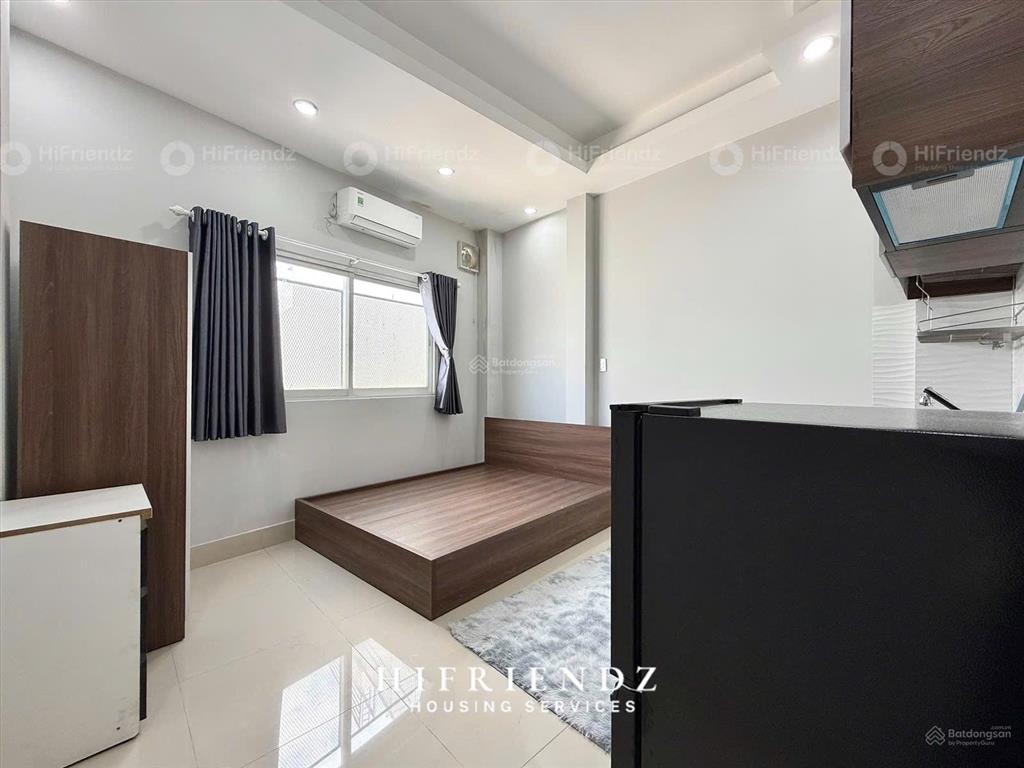 Phòng mới xây nội thất mới như hình quận 11