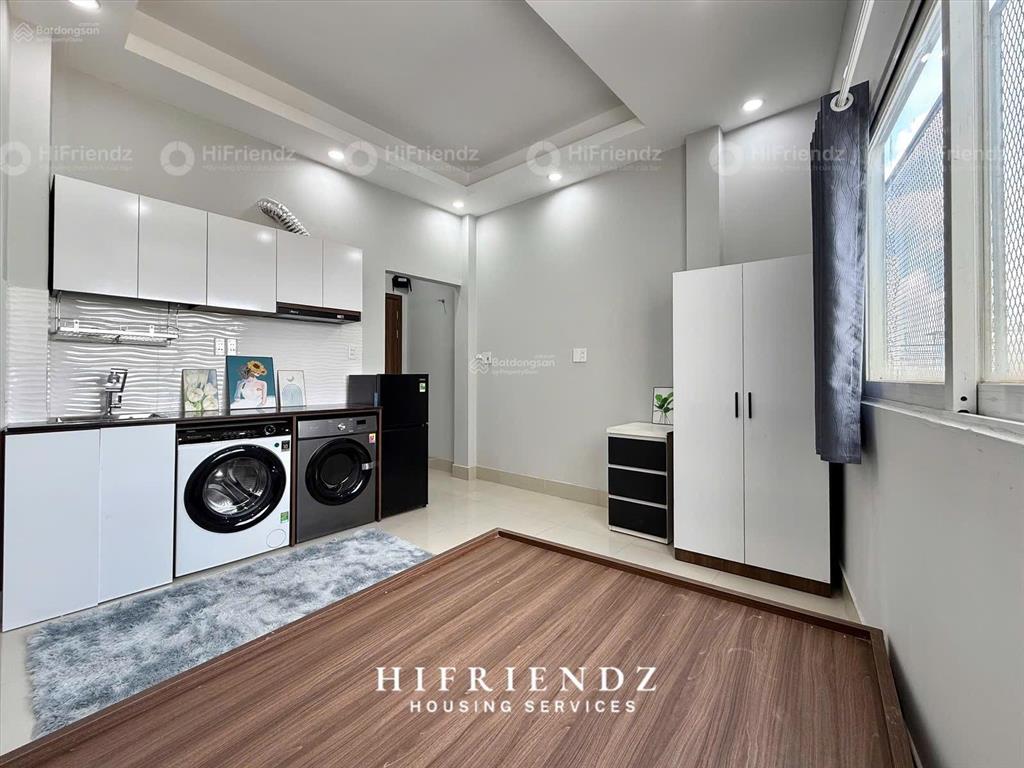 Phòng mới xây nội thất mới như hình quận 11