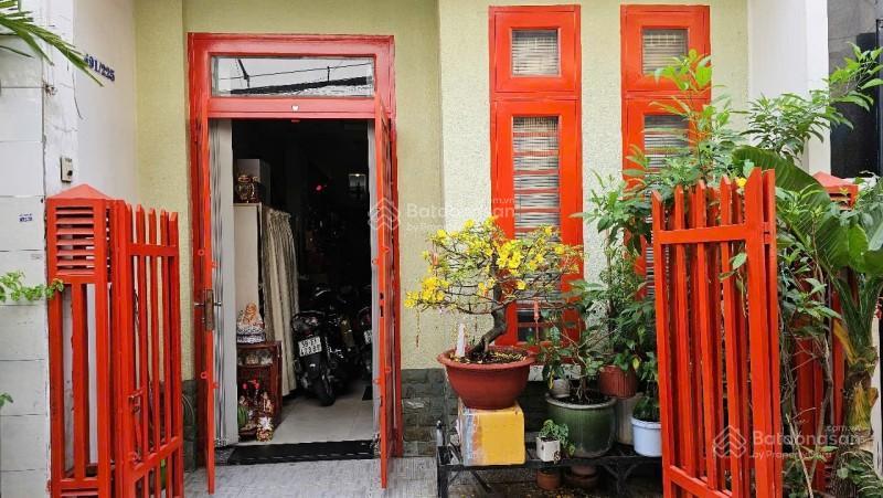 Bán nhà phú nhuận hxh 60m2 4 tầng ngang 4m 4 pn dân trí huỳnh văn bánh 9.9 tỷ.