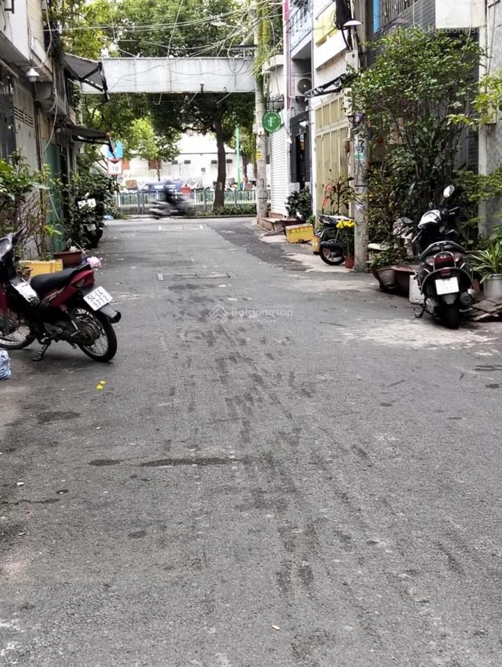 Bán nhà phú nhuận hxh 60m2 4 tầng ngang 4m 4 pn dân trí huỳnh văn bánh 9.9 tỷ.