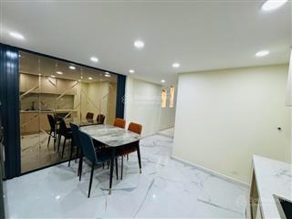 Bán nhà tân bình hxh 45m2 3 tầng ngang 4m 3 pn sát mt đẹp phạm văn hai 5.45 tỷ.