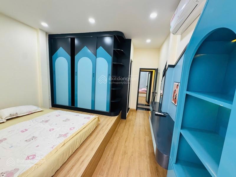 Bán nhà tân bình hxh 45m2 3 tầng ngang 4m 3 pn sát mt đẹp phạm văn hai 5.45 tỷ.