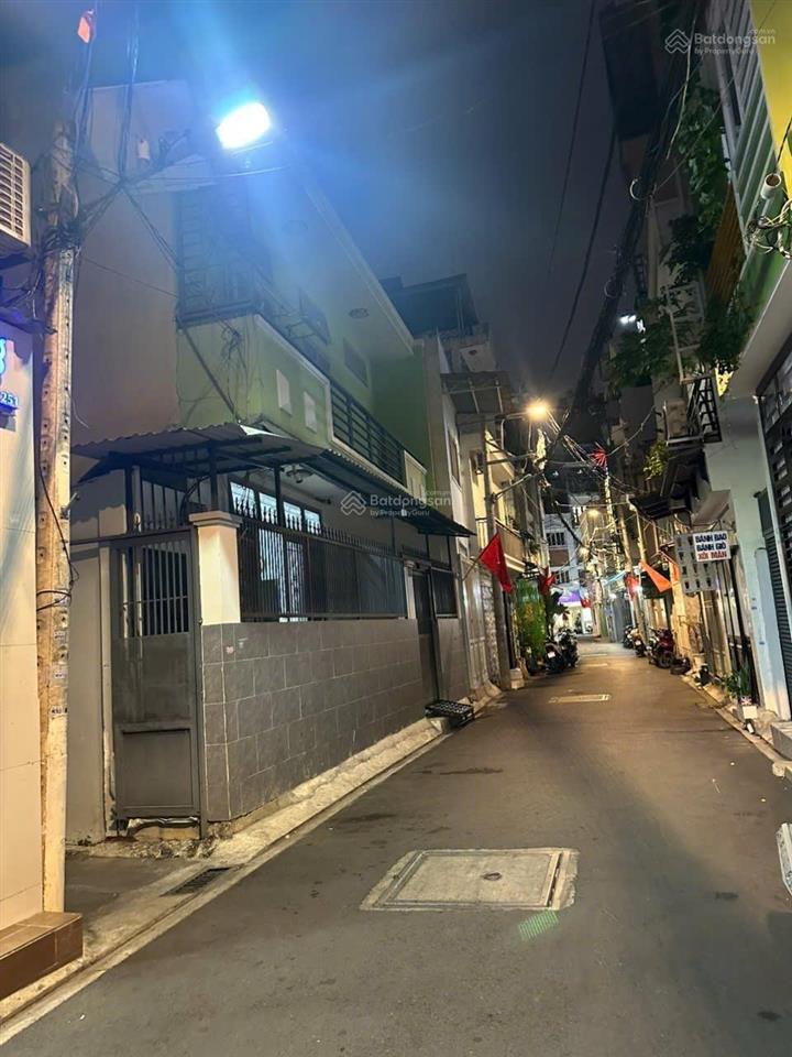 Siêu phẩm xóm hoa phú nhuận 62 m2 ngang nở hậu 9.5m ô tô ngủ trong nhà 9.5 tỷ