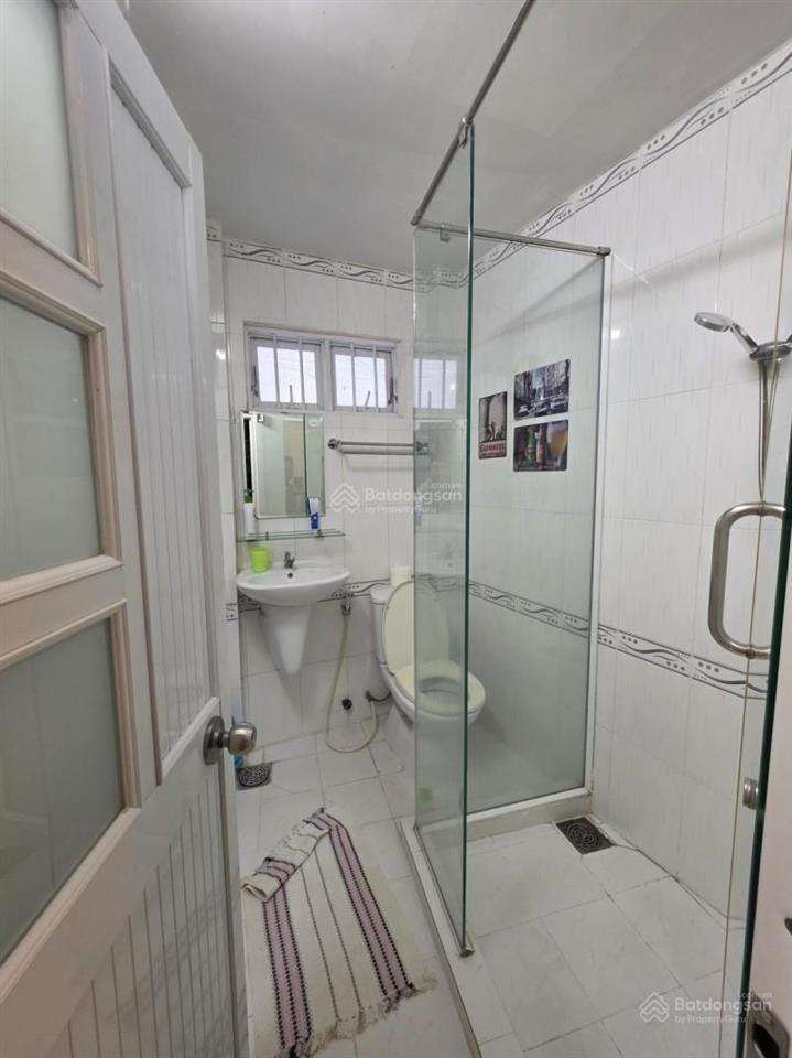 Bán nhà mặt tiền phú nhuận hẻm xe hơi 80m2 2 tầng nở hậu 4,5m 5 pn dân trí cao nguyễn kiệm 8.65 tỷ