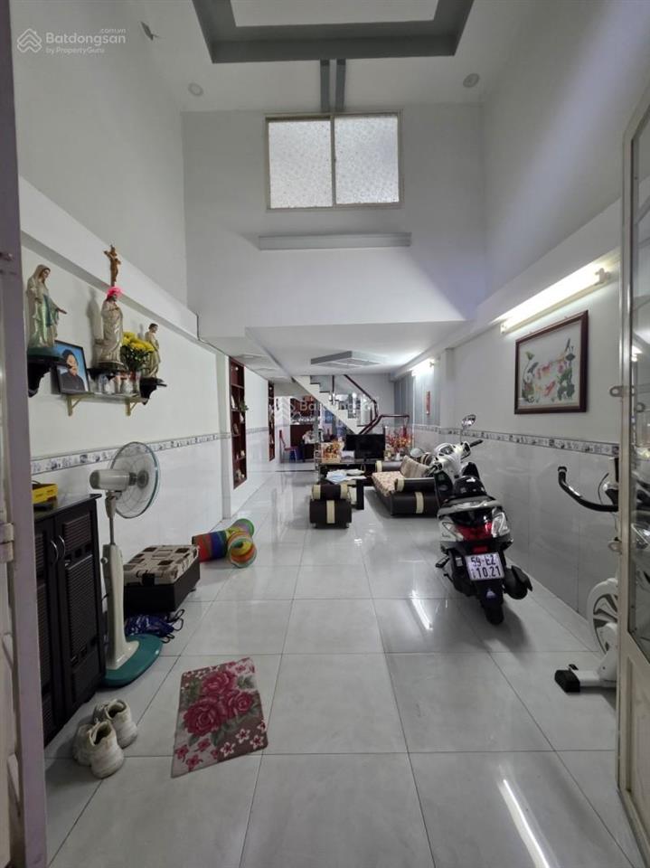 Bán nhà mặt tiền phú nhuận hẻm xe hơi 80m2 2 tầng nở hậu 4,5m 5 pn dân trí cao nguyễn kiệm 8.65 tỷ