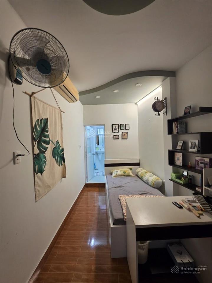 Bán nhà mặt tiền phú nhuận hẻm xe hơi 80m2 2 tầng nở hậu 4,5m 5 pn dân trí cao nguyễn kiệm 8.65 tỷ