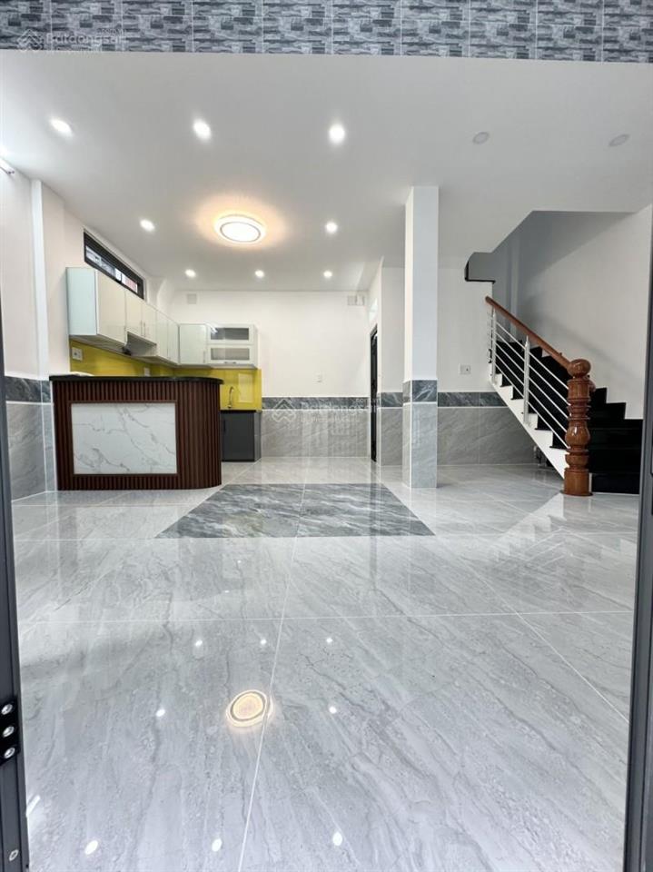 Bán nhà quận 3 hxh 60m2 5 tầng ngang 6m 4 pn đẹp mới ở ngay trần quang diệu gấp bán 8.2 tỷ.