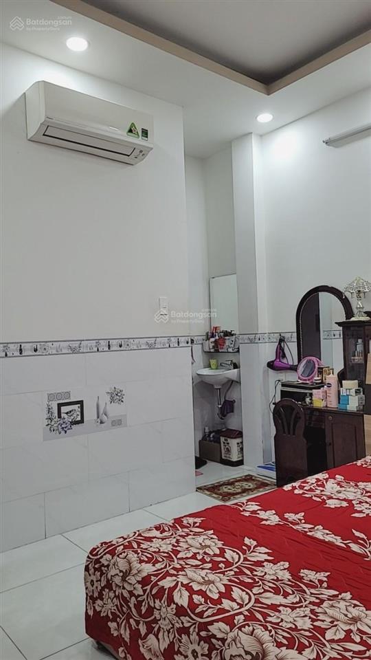 Bán nhà tân bình hxh 60m2 ngang 4.2 m 3 tầng btct nhà mới ở ngay nguyễn bậc gấp bán 8.3 tỷ.
