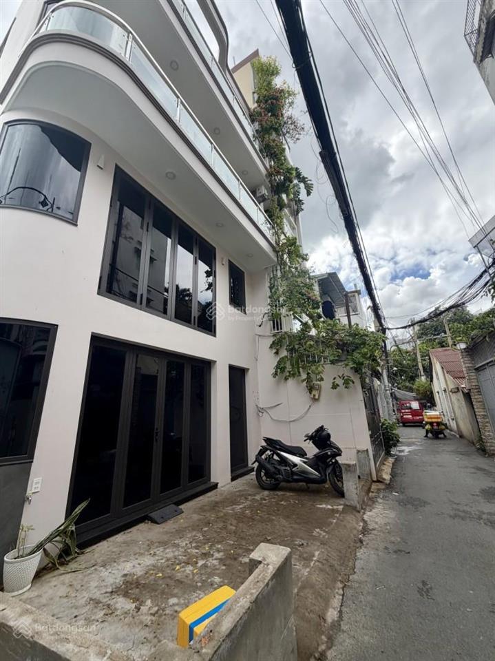 Bán nhà mặt tiền 70m2 5 tầng ngang 6.2m hiếm kd đỉnh phan tây hồ 11.8 tỷ.