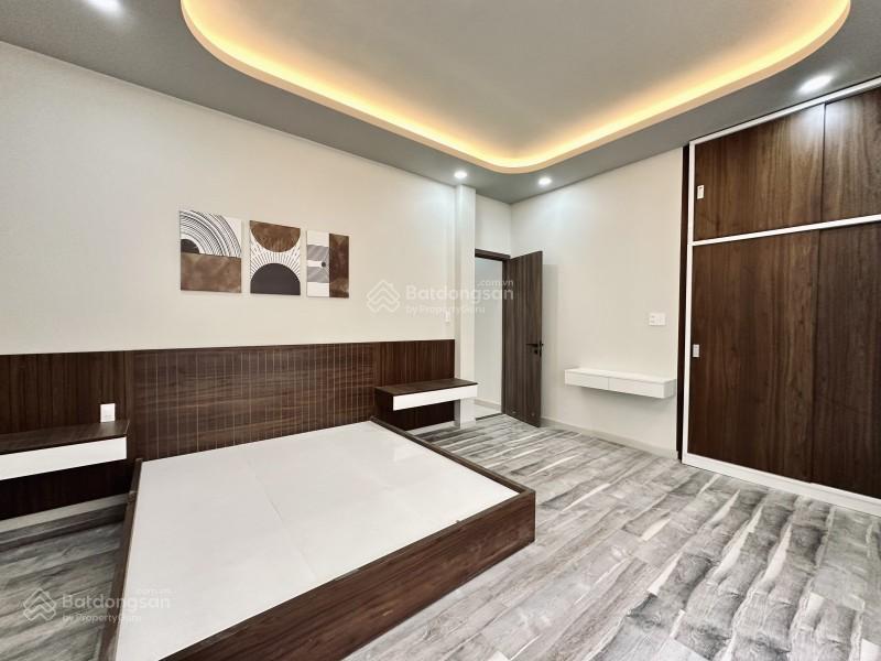 Bán nhà phú nhuận hẻm 3m 70m2 ngang 5.5m nở hậu 4 pn sát mt đẹp lung linh phan tây hồ 7.3 tỷ