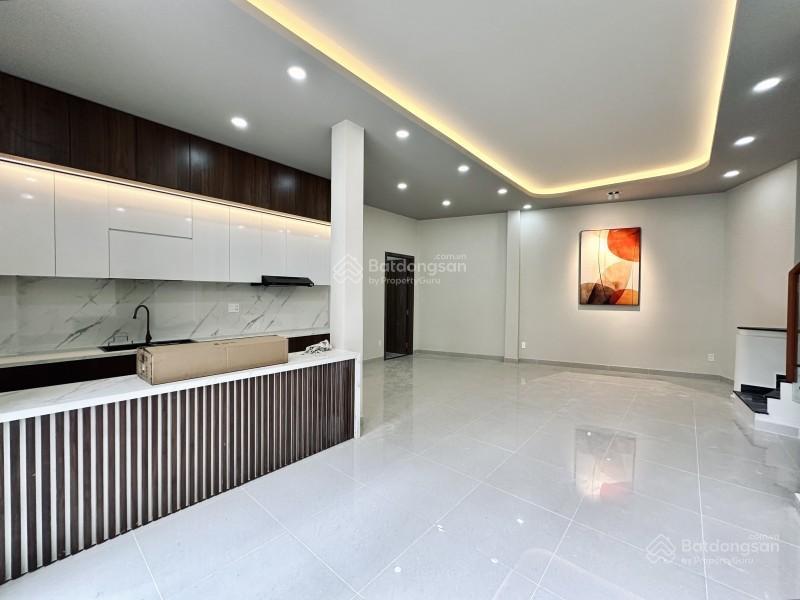 Bán nhà phú nhuận hẻm 3m 70m2 ngang 5.5m nở hậu 4 pn sát mt đẹp lung linh phan tây hồ 7.3 tỷ