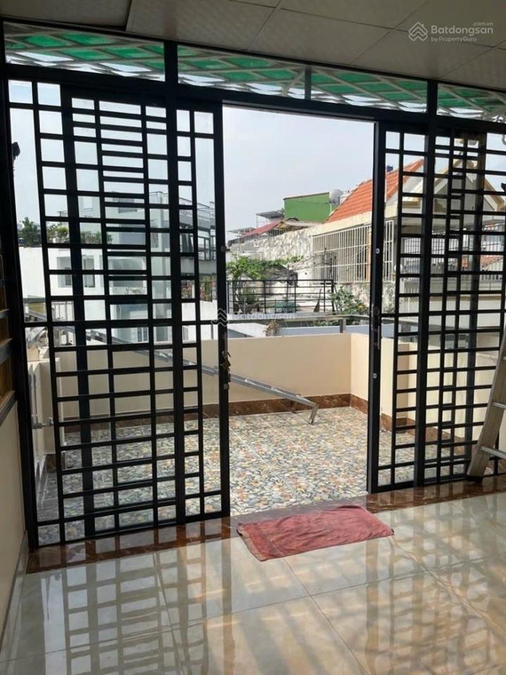 Bán nhà phú nhuận oto vào nhà 50m2 4 tầng 5 pn hẻm thông kd đoàn thị điểm gấp bán 9.3 tỷ.