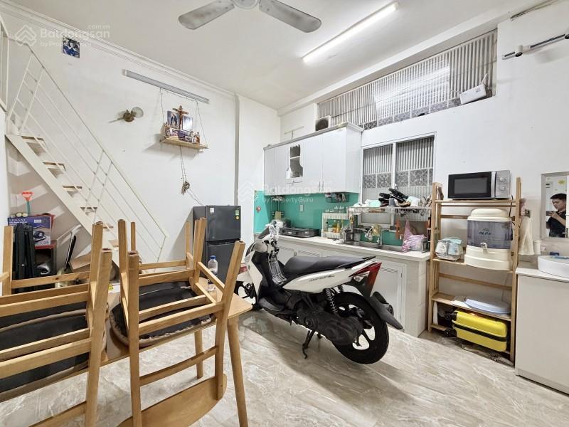 Bán nhà phú nhuận hxh 60m2 4 tầng ngang gần 8m sát mt dân trí cao đào duy anh gấp bán 7.2 tỷ