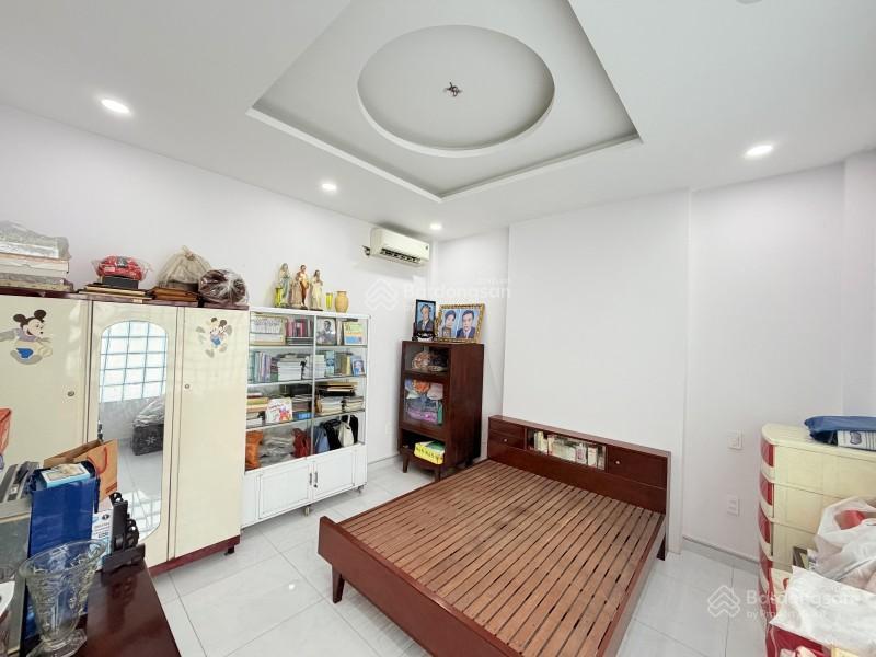 Bán nhà mặt tiền 72m2 4 tầng ngang 4.5m kd đỉnh phạm văn hai chỉ 13.9 tỷ