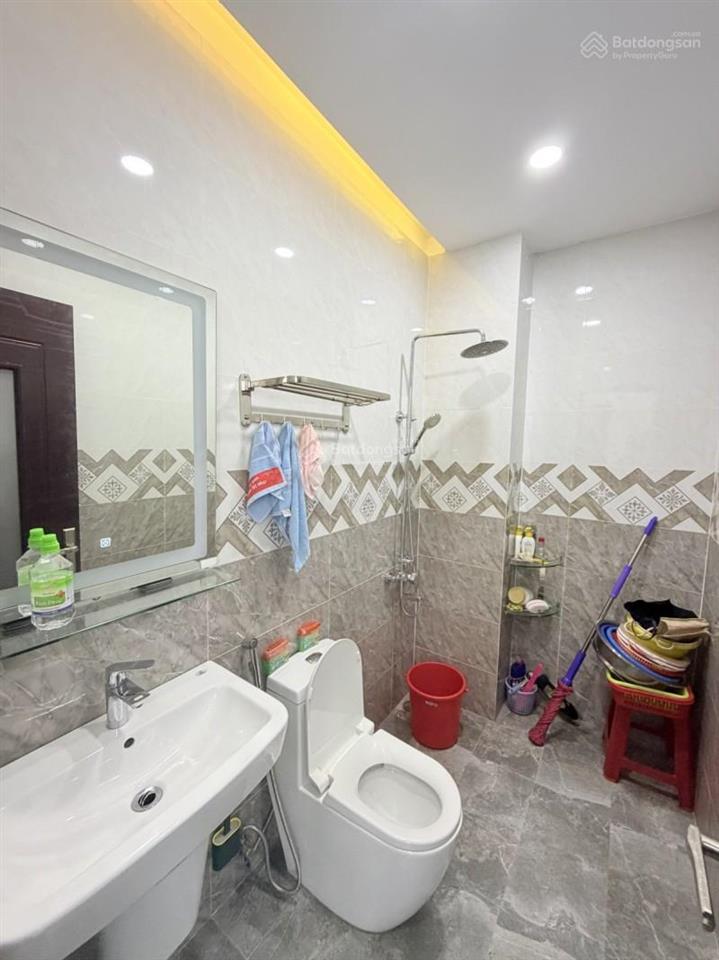 Bán nhà mặt tiền 72m2 4 tầng ngang 4.5m kd đỉnh phạm văn hai chỉ 13.9 tỷ
