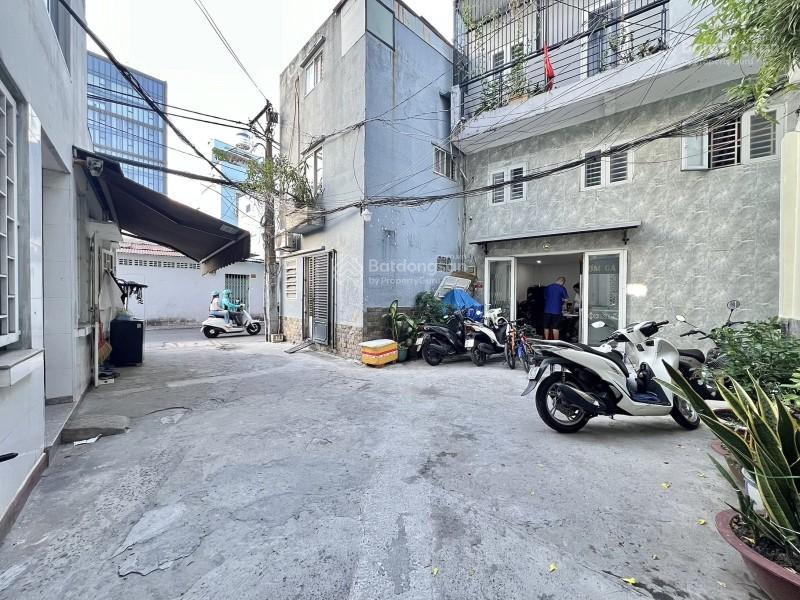 Bán nhà phú nhuận ô tô vào nhà 40m2 5 tầng ngang 6,7m 4 pn kd đỉnh sát mt trần kế xương 7.5 tỷ.