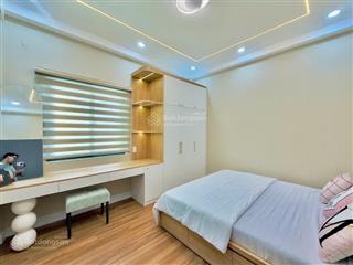 Bán nhà phú nhuận hxh 60m2 4 tầng 4 pn sát mt đẹp ll khu pxl cô giang gấp bán 9.5 tỷ.