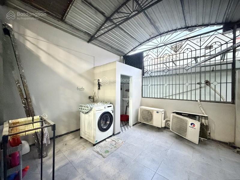 Bán nhà quận 3 hxh 70m2 3 tầng ngang 4m 5 pn sát mt lê văn sỹ gấp bán 8.4 tỷ