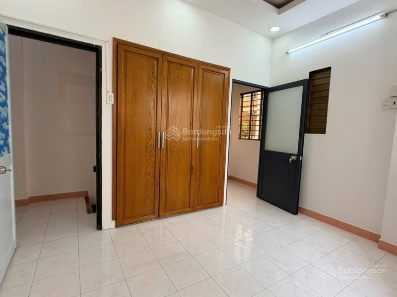 Bán nhà phú nhuận hẻm to thông 45m2 2 tầng ngang 4.5m 3 pn đẹp ll phan đình phùng gấp bán 5.8 tỷ