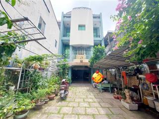 Mặt phố nguyễn kiệm, 183m2, 4 tầng, ngang khủng 7m nở hậu gần 10m vô cùng bế thế